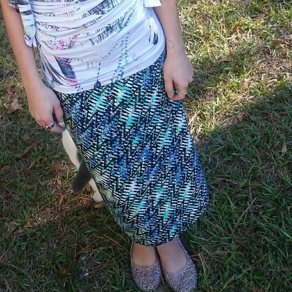 Zig・Zag Pencil Skirt - Picture 5 of 5